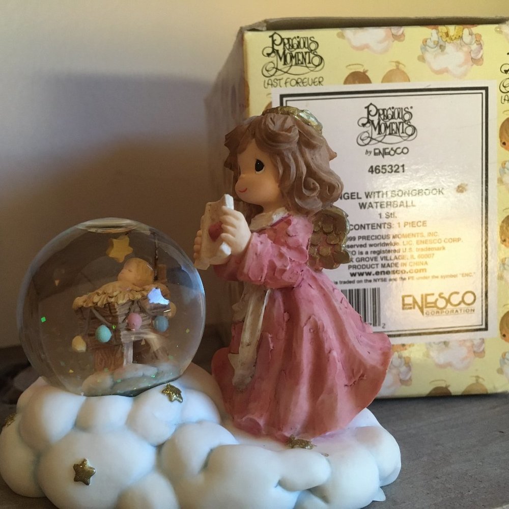 Precious Moments Angel With Songbook Waterball